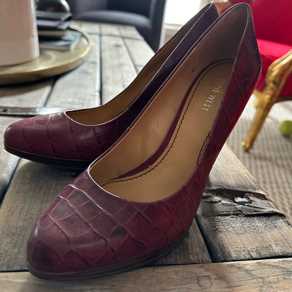 As new Nine West croc print heels - Picture 5 of 5